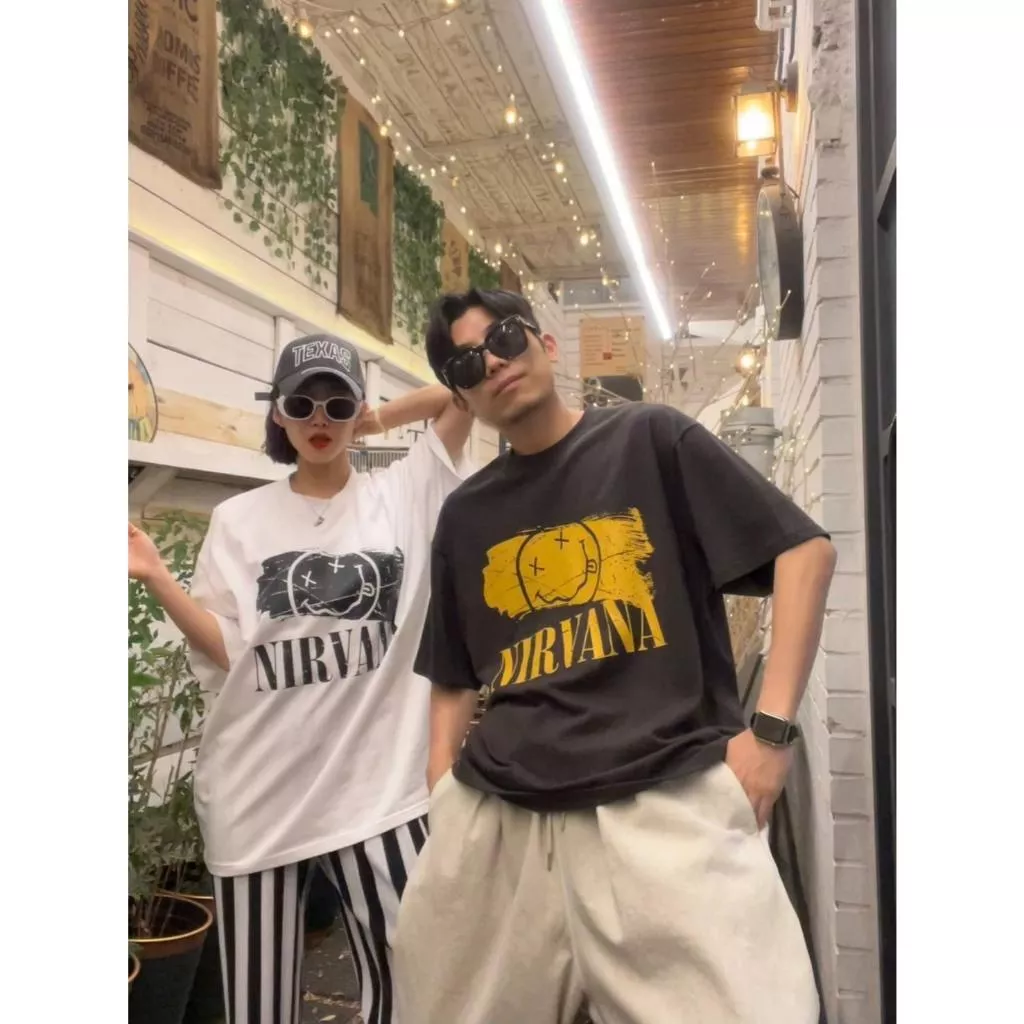 MAL 笑臉塗鴉寬版短袖T 中性 長版 情侶款 大T