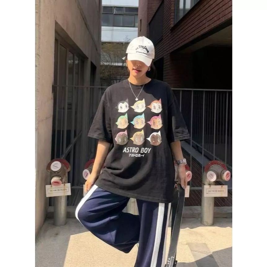 MIRANI 大圖九宮格印花短袖TEE