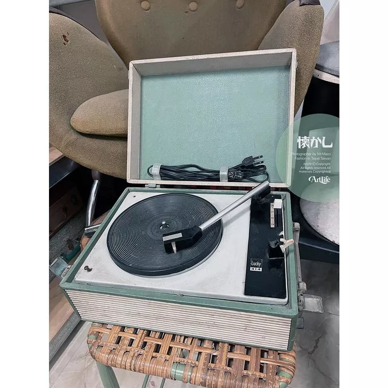 ArtLife @ LUCKY 414 Record Player SOUNDBOX 回転します 古道具 黑膠播放機