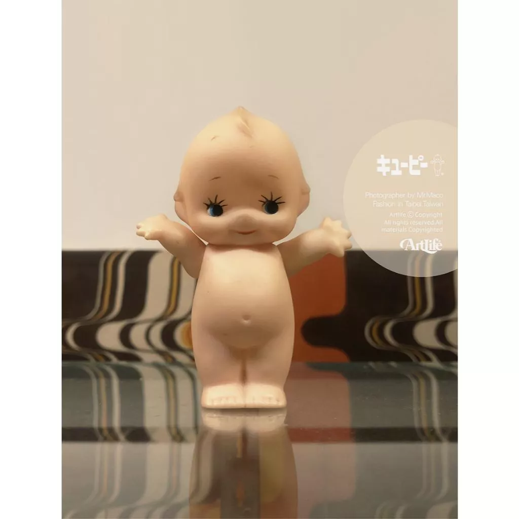 ArtLife @ キューピー マヨネーズ Kewpie 赤い羽根 ソフビ 人形 日本 Q比