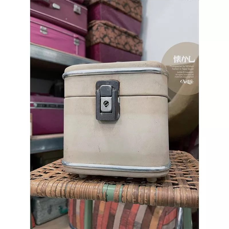 ArtLife @ 昭和レトロ 鏡付化粧箱 鍵付き 古道具 VINTAGE Ladies 早期古董 硬殼 手提 化妝箱