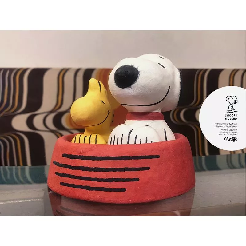 Artlife @ PEANUTS SNOOPY MUSEUM スヌーピーミュージアム限定 張り子 史努比 糊塗塔克