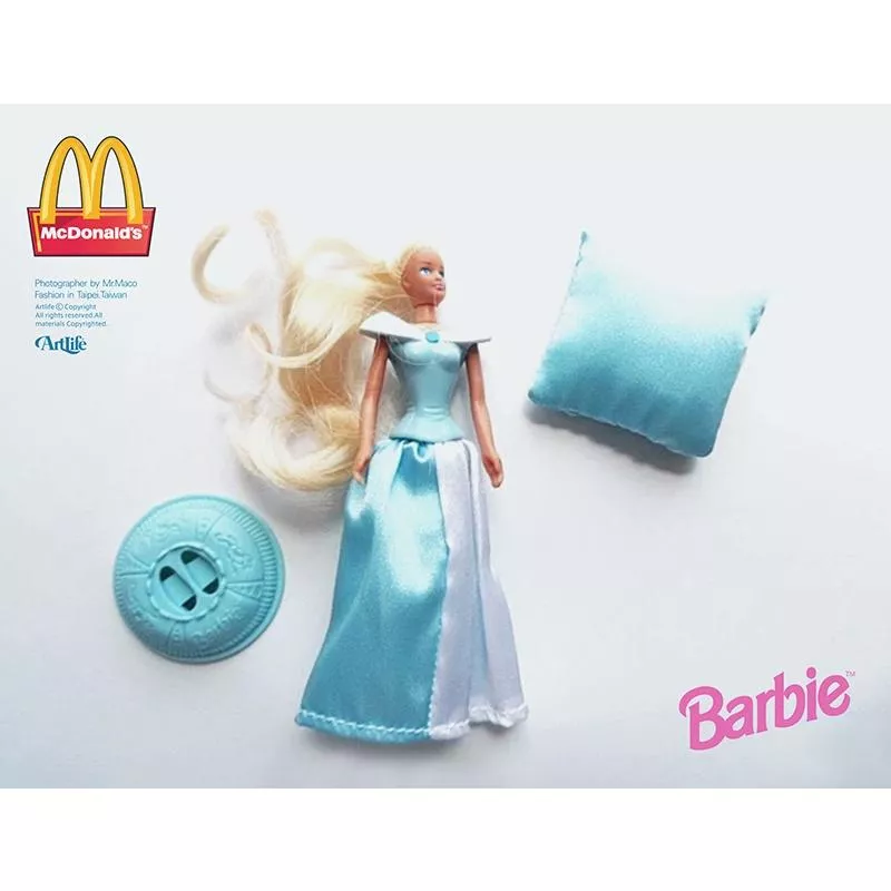 Artlife ㊁ McDonalds 1999 BARBIE Happy Meal 麥當勞 睡美人 芭比