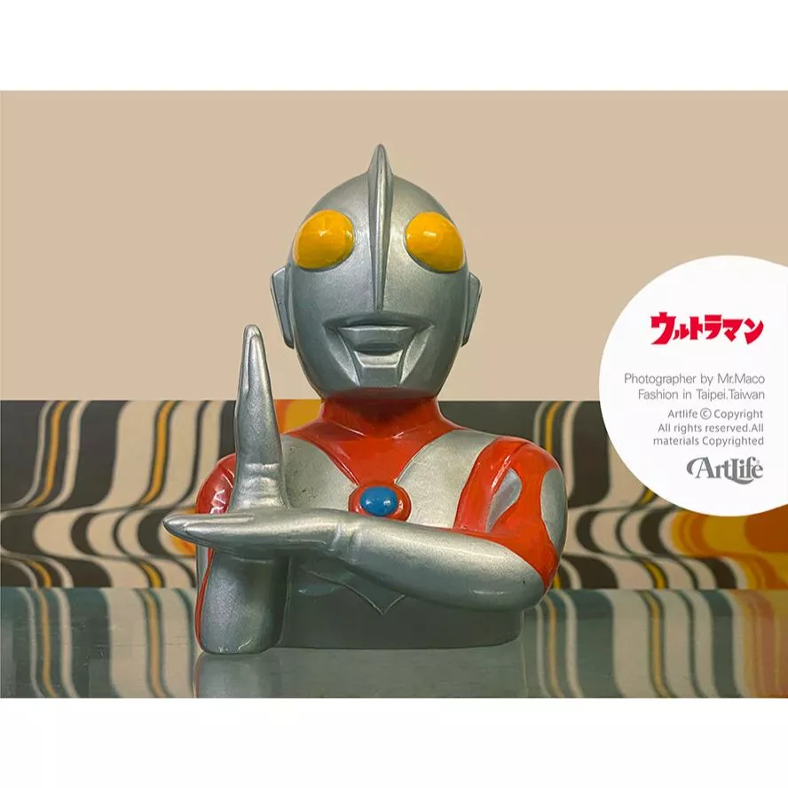 ArtLife @ 円谷プロ ウルトラマン ULTRAMAN 陶器製 貯金箱 BANK 超人力霸王