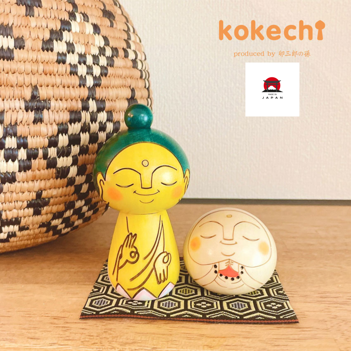 Kokechi。釋迦牟尼佛 × 微笑小地藏祈福木作娃娃套組（附日式織紋桌墊）