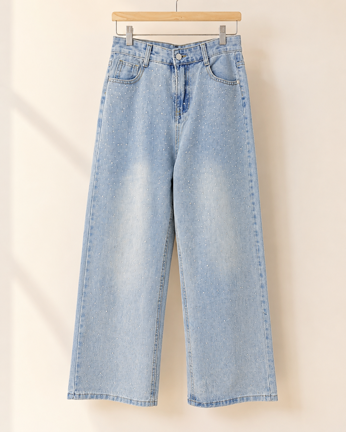 💎👖 ((本期必收)) 美爆滿版燙鑽淺藍牛仔寬褲 ✨