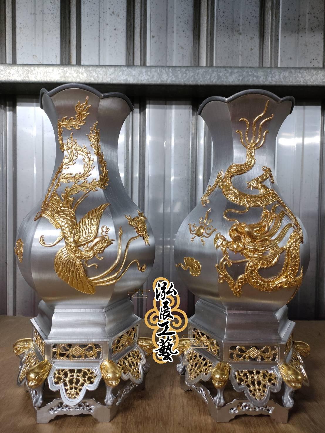 錫製膨肚花瓶