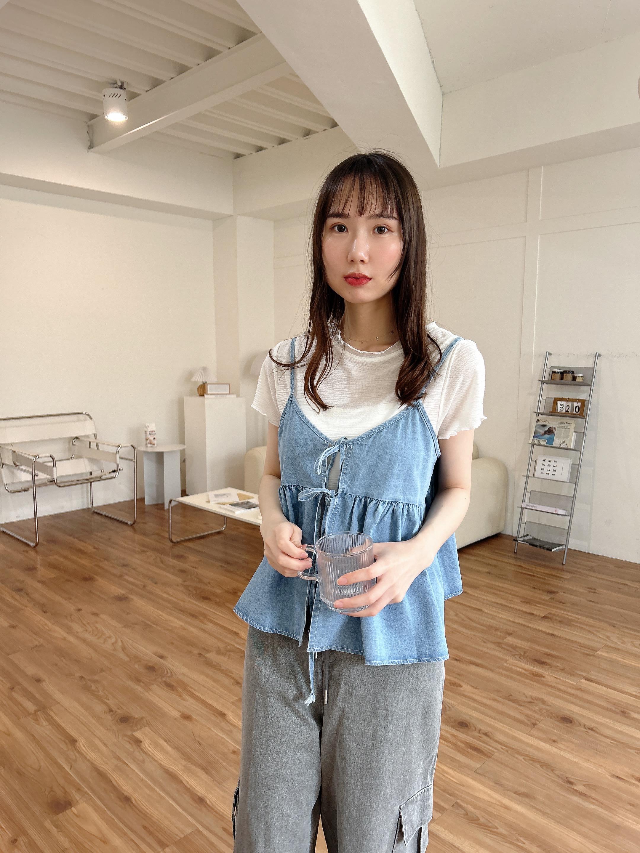 迎接夏日牛仔綁帶背心