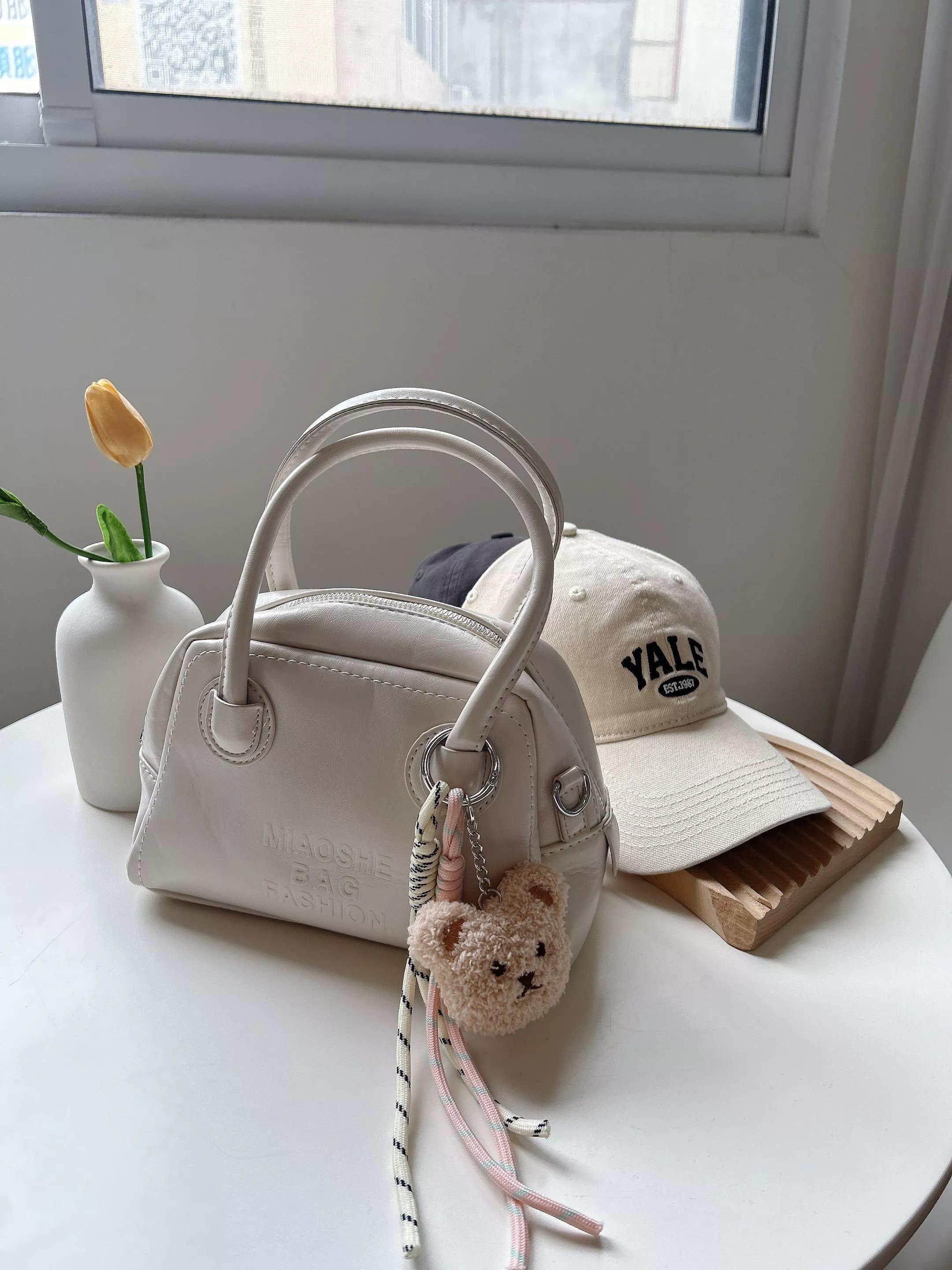 質感選品💌保齡球單肩手提包包 (附小熊吊飾)