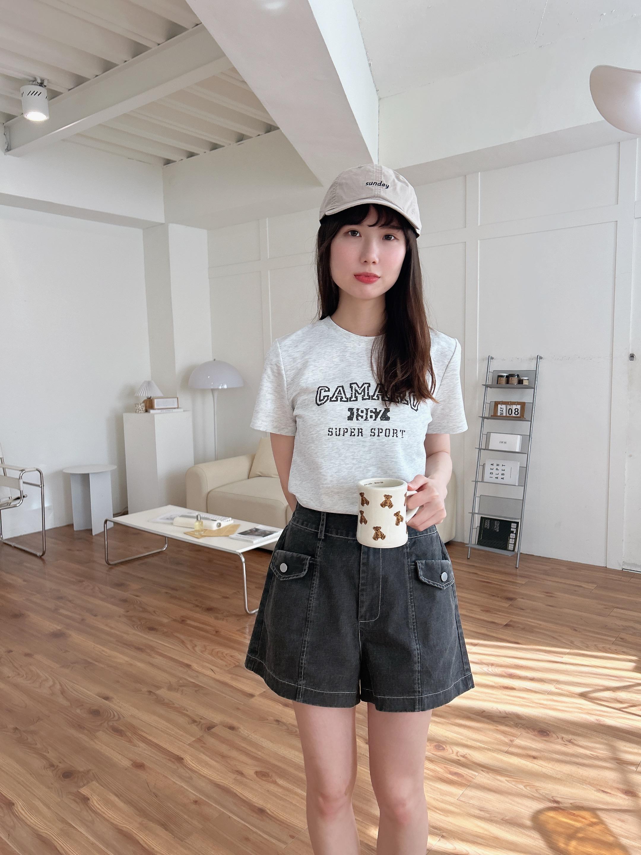 輕鬆出門韓系字母Tee (2色)