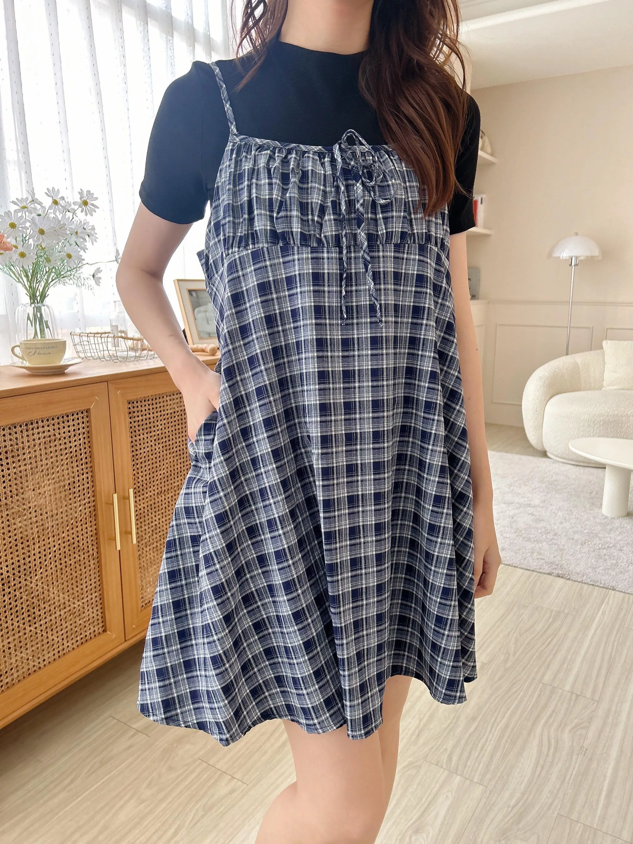 初秋心動格紋前抓皺短洋裝 (2色)