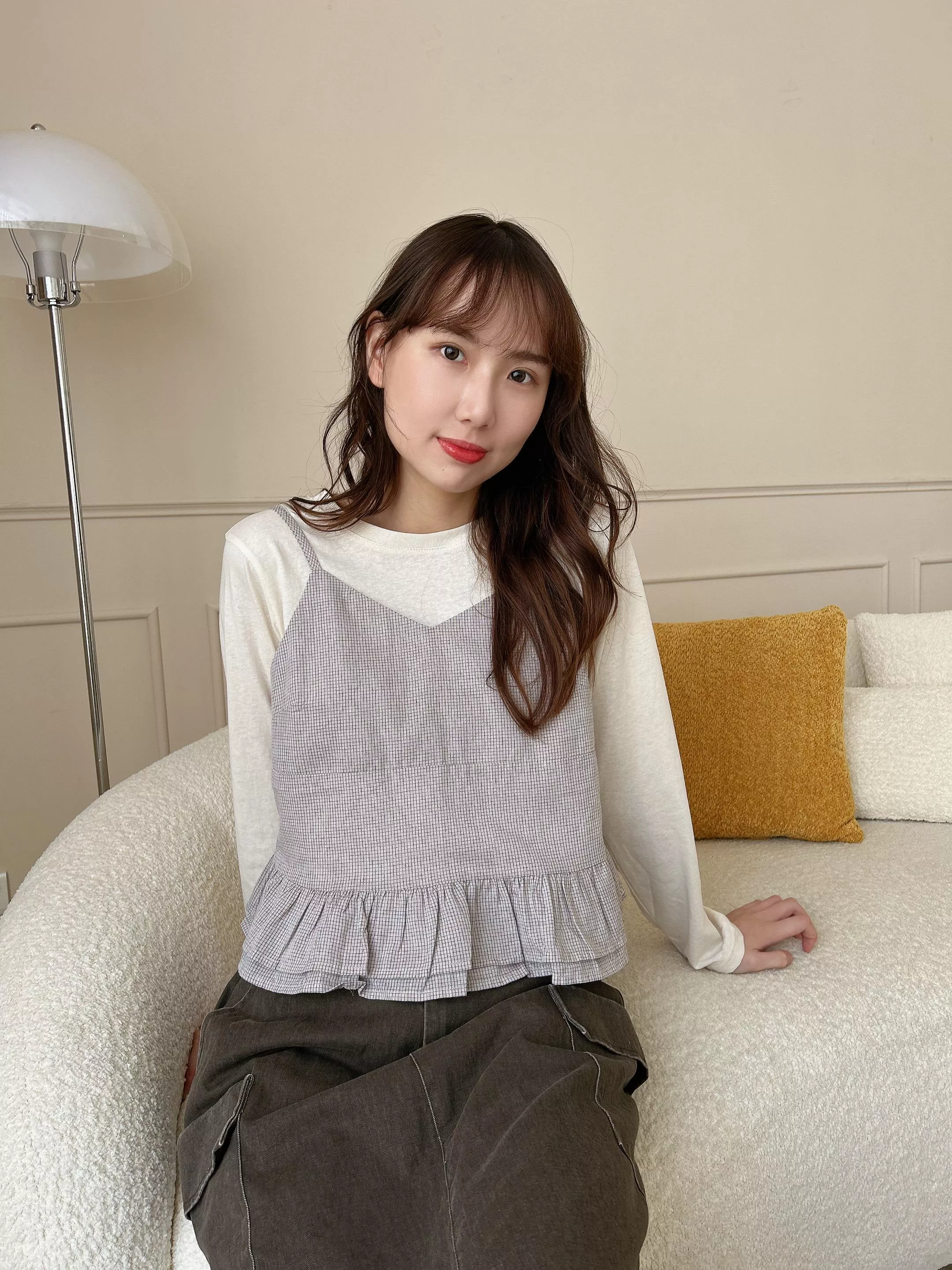 奶茶鬆餅兩件式圓領上衣+荷葉背心 (2色)