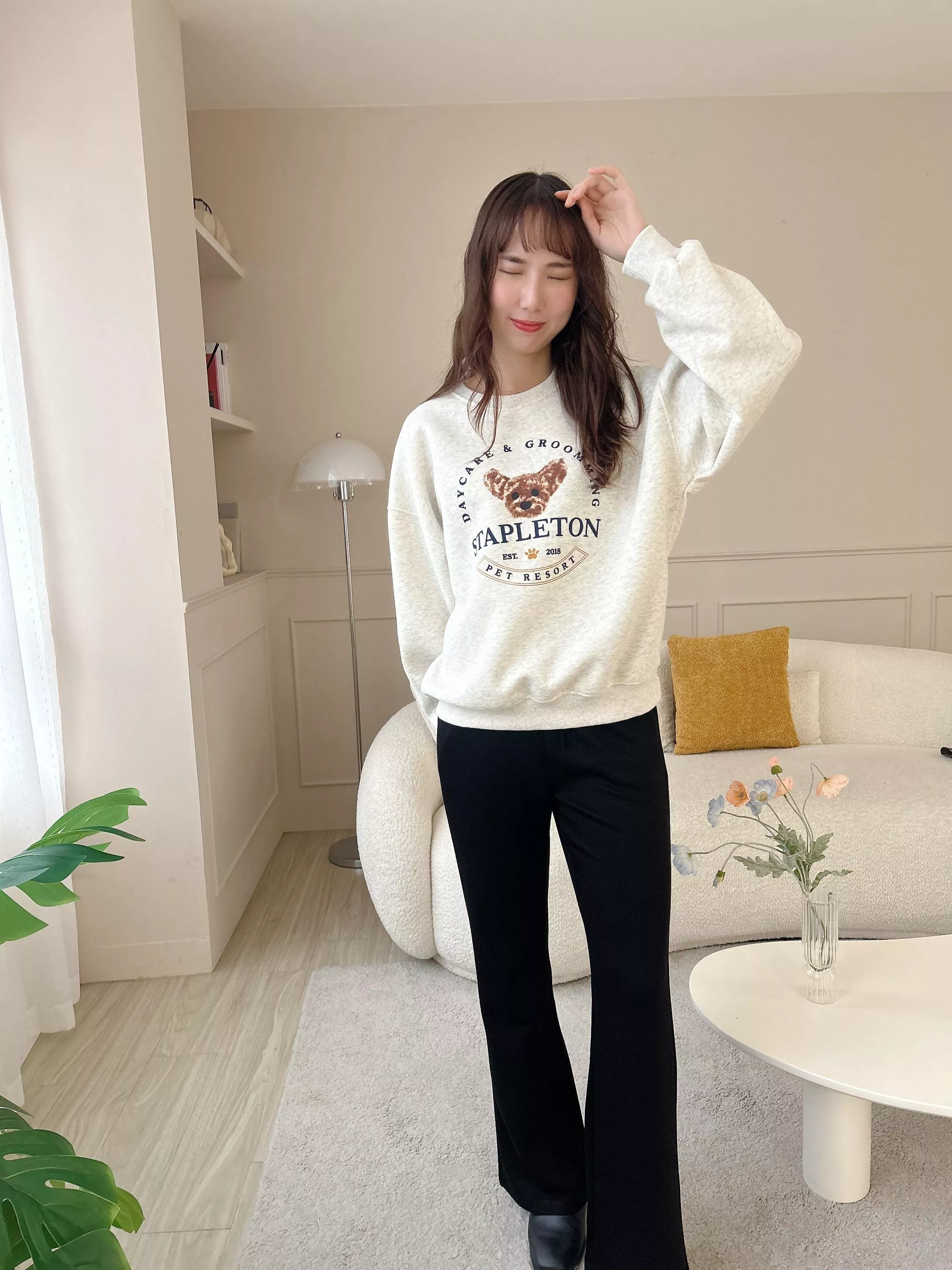 圍繞可愛飛耳小狗大學TEE (2色)