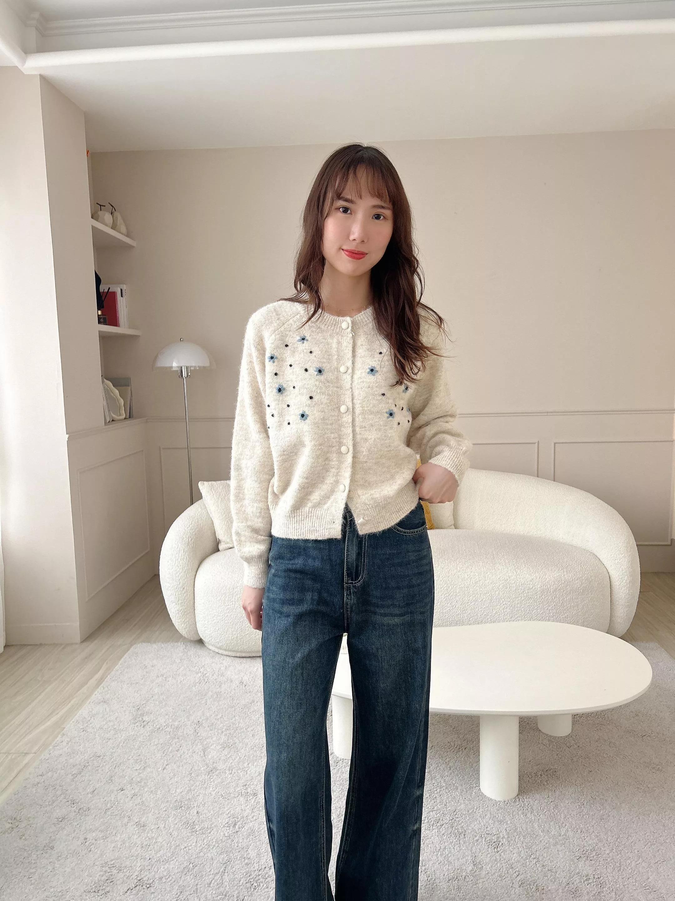 冬日甜心小花刺繡排釦毛衣 (2色)