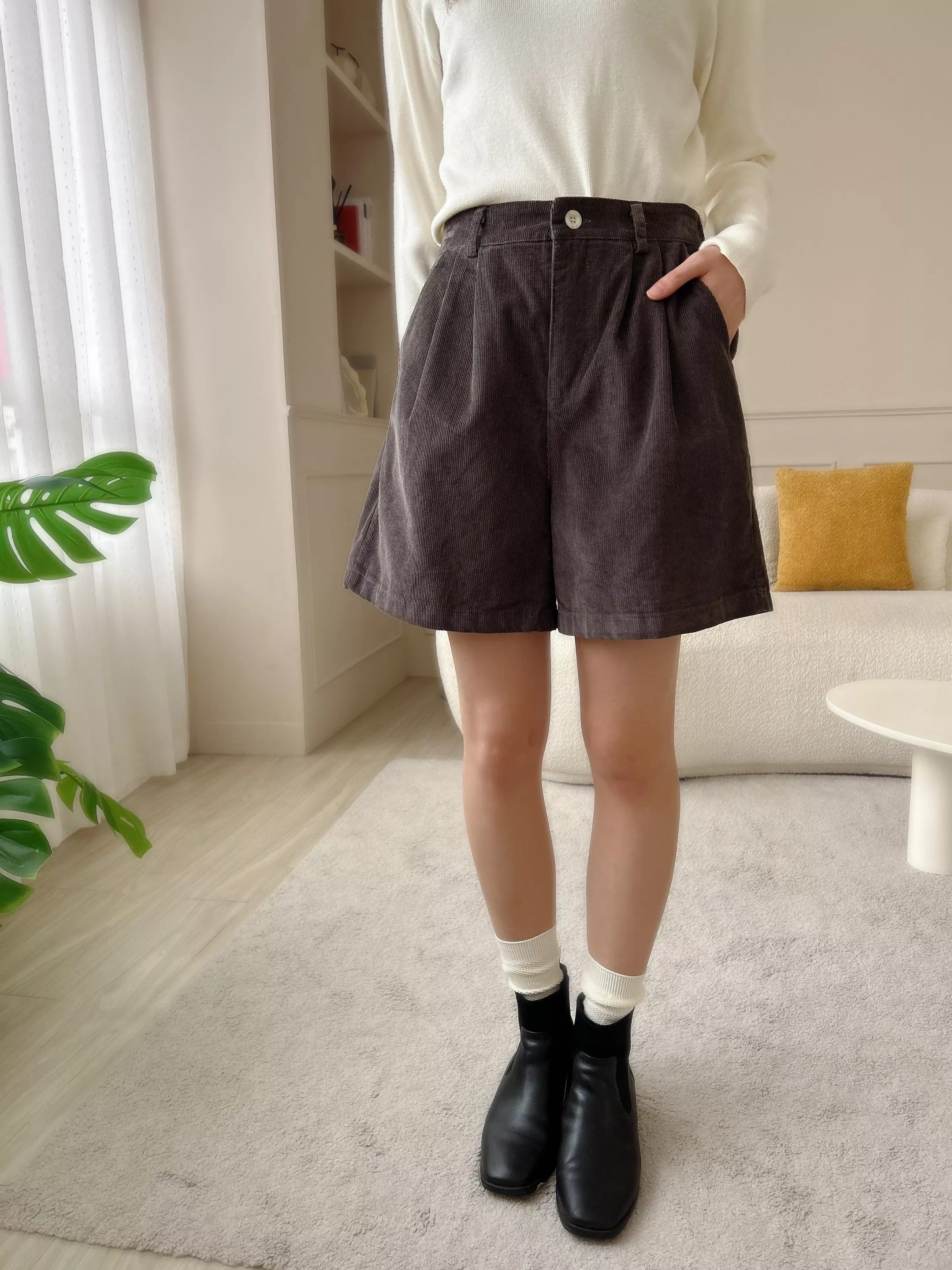 冬日上映燈心絨A字短褲 (2色)