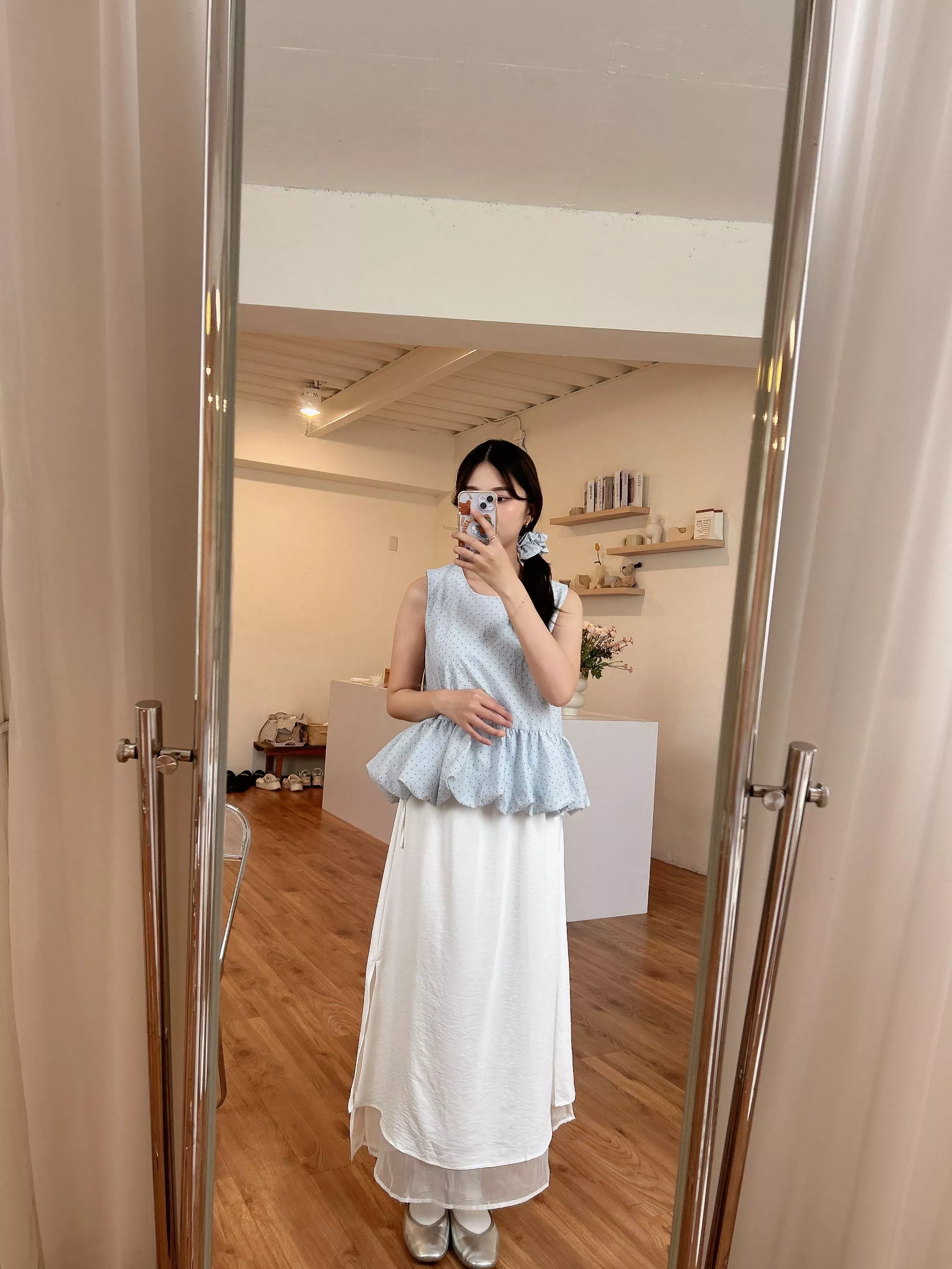 beauty_1780895444845.jpeg