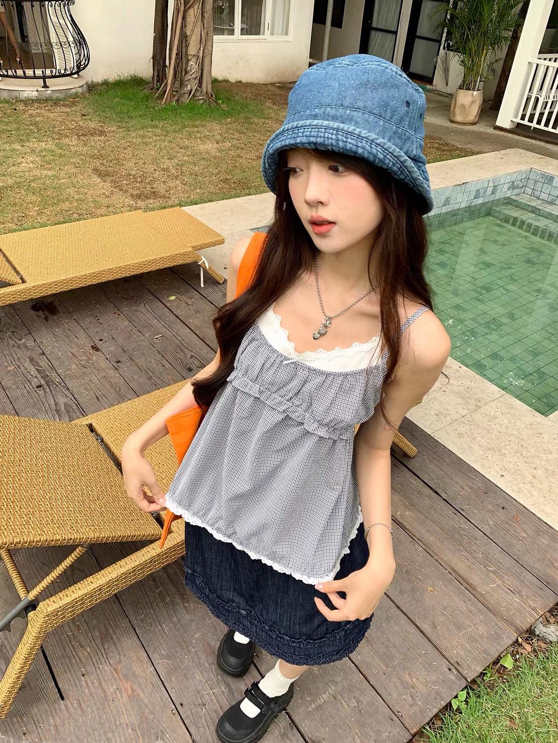 少女世代蕾絲綁脖格子背心 (2色)