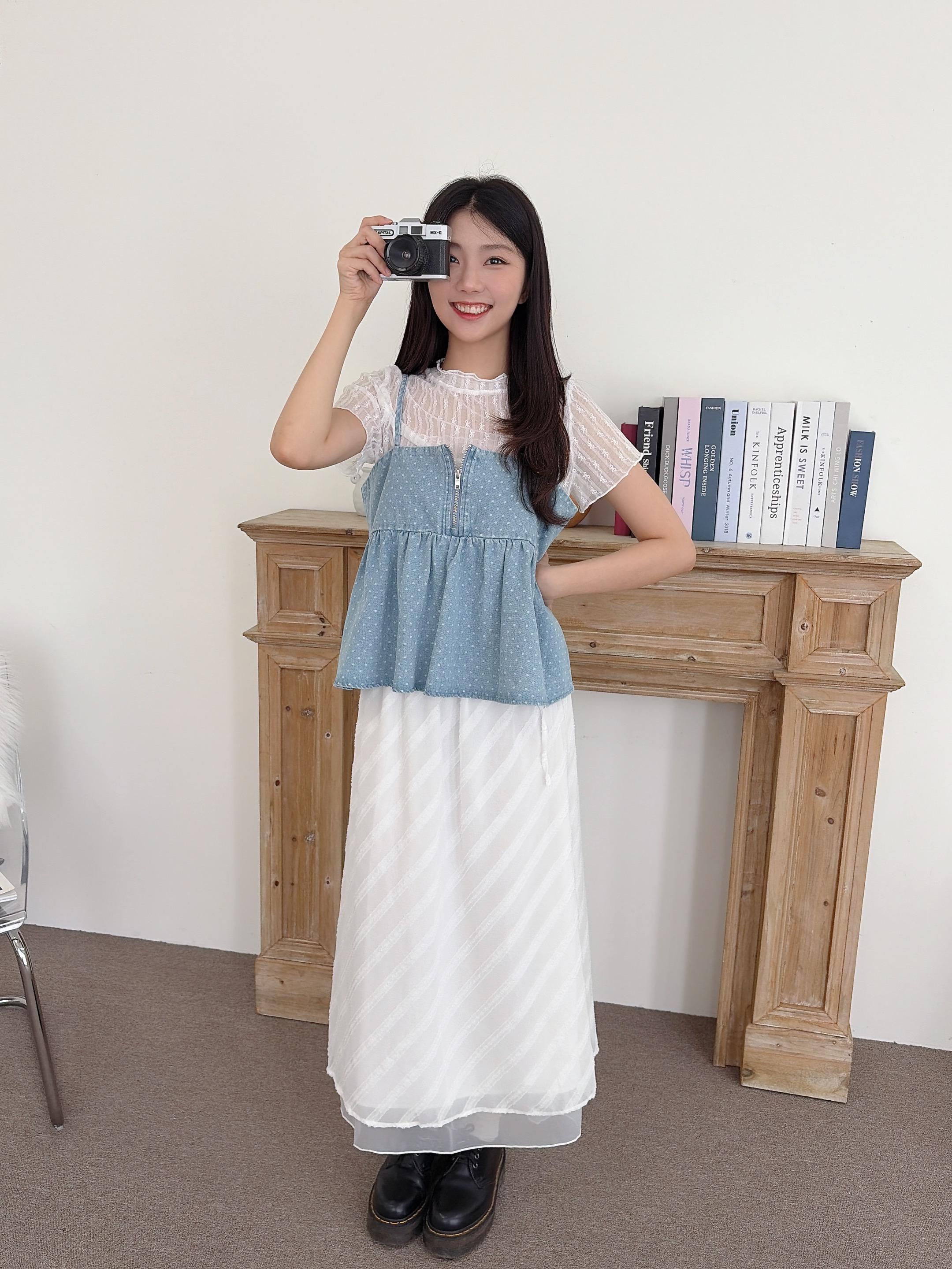 漂亮濾鏡小花拉鍊牛仔背心