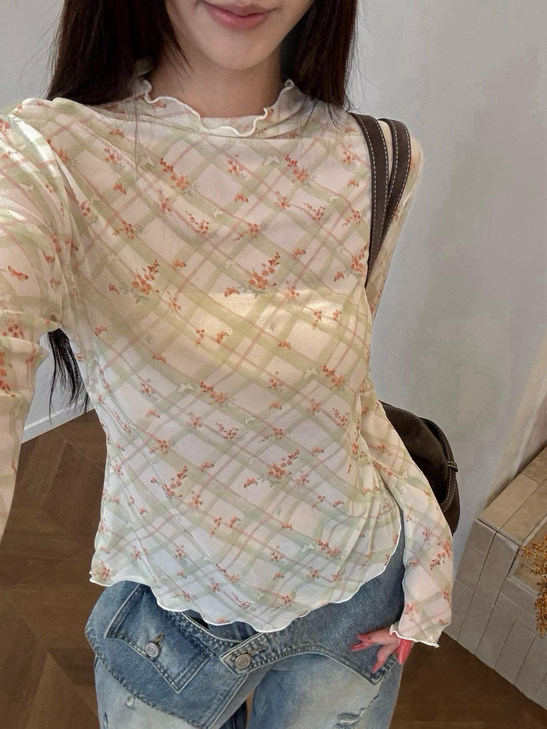 唯美日系碎花格紋打底衣 (2色)