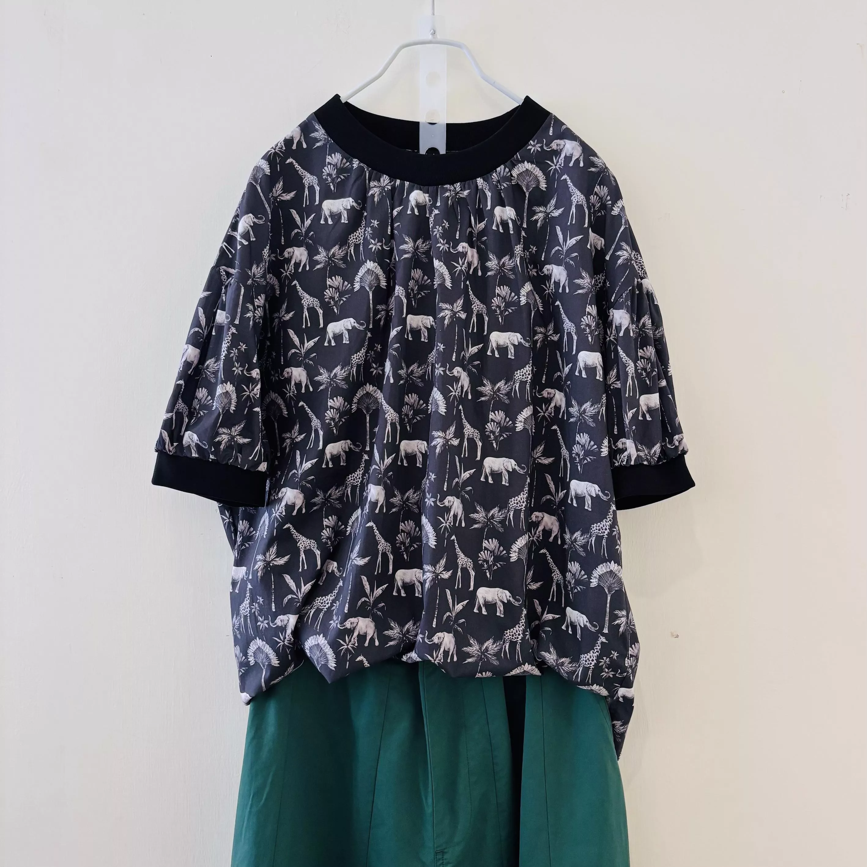 純棉動物圖案罩衫