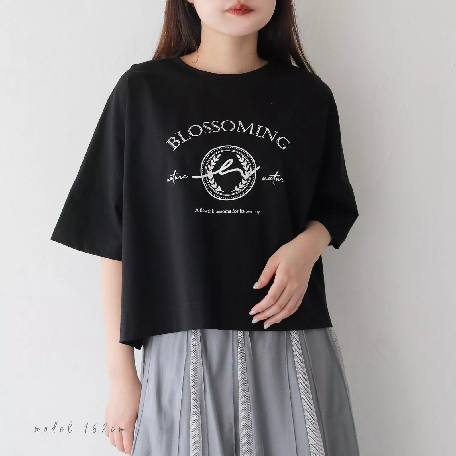 天絲棉短版印花T-shirt