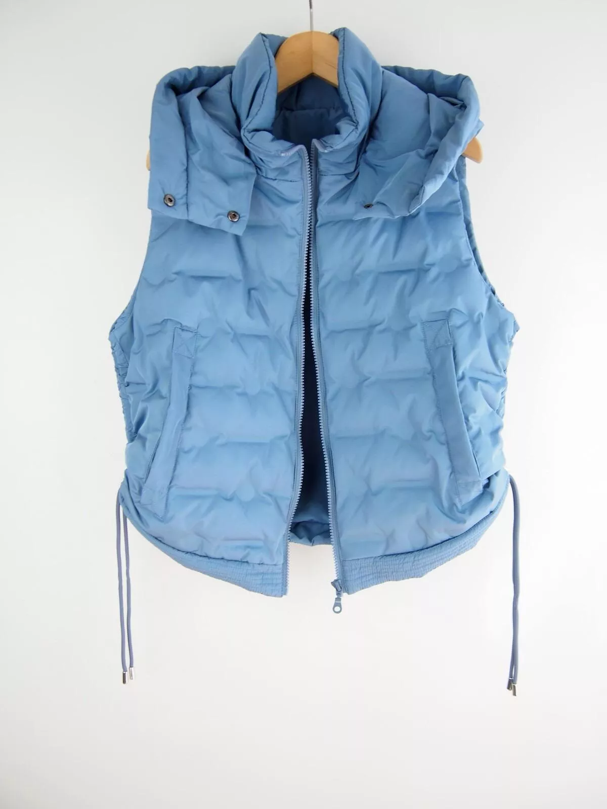 塔夫綢無縫連帽羽絨背心