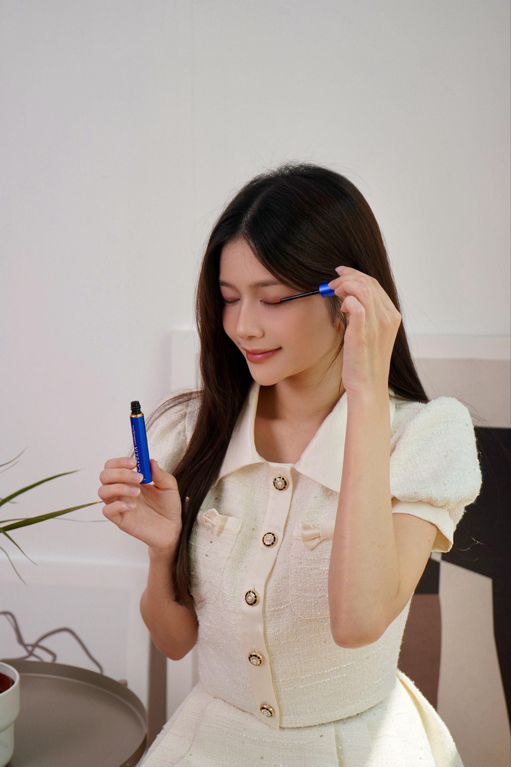 你也能輕鬆駕馭聚會的C位女王|CAVELIA Lash Bloom Serum睫毛增長液