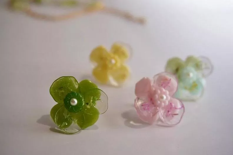 波堤花 （八色）