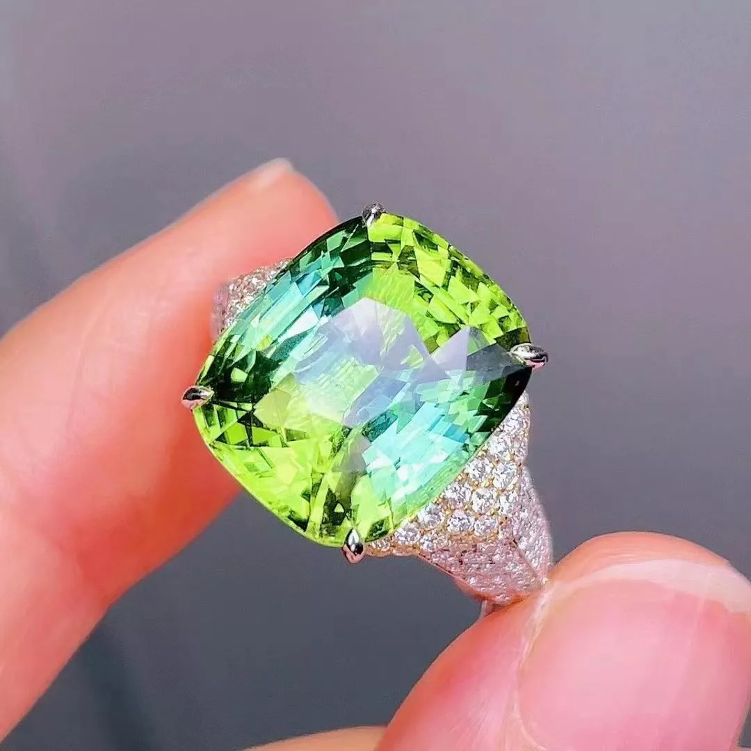 售出  『台北奧斯珠寶』阿富汗藍綠色碧璽8.33克拉