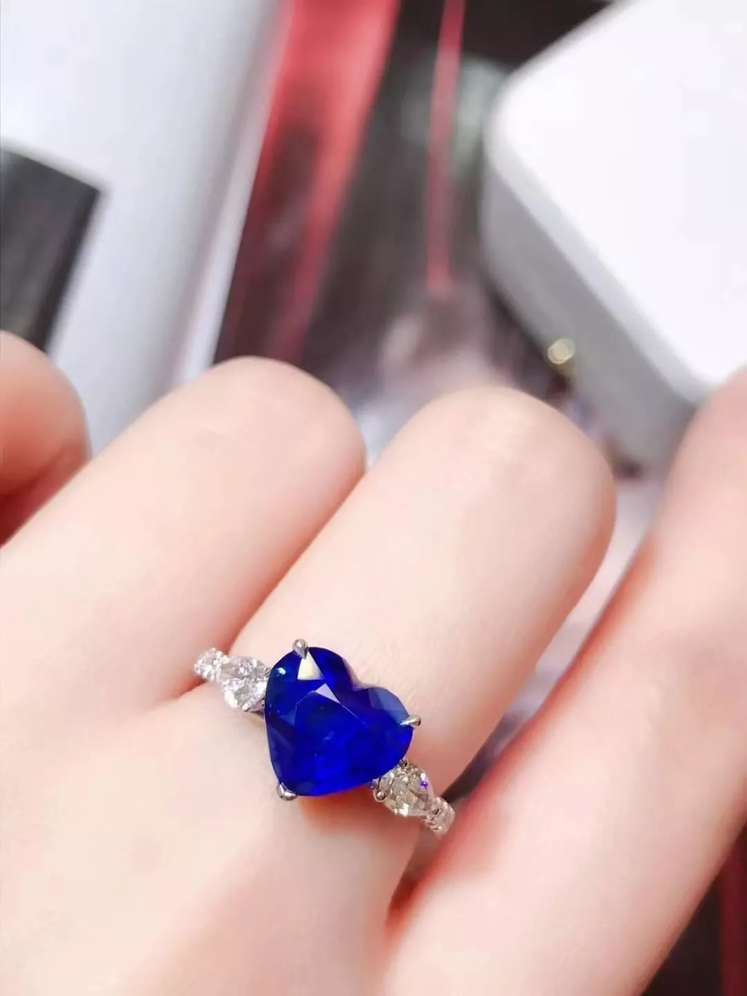 已售台北奧斯珠寶  無燒愛心皇家藍戒指藍寶石3.63ct