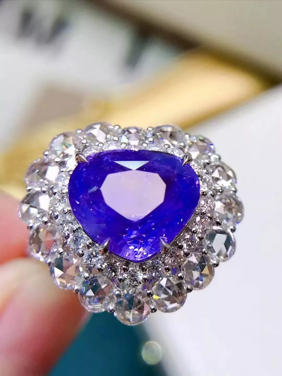 無燒藍寶石戒指&吊墜兩用款（不含項鍊）藍寶石5.35ct，薰衣草紫
