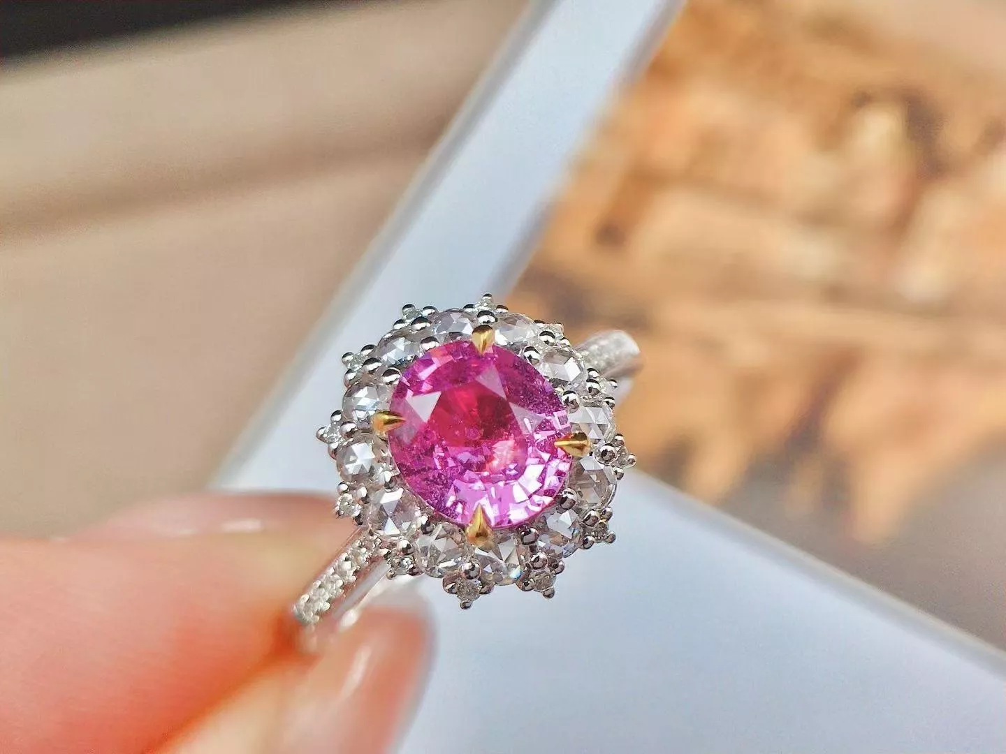 售出無燒帕帕拉恰戒指 主石1.08克拉