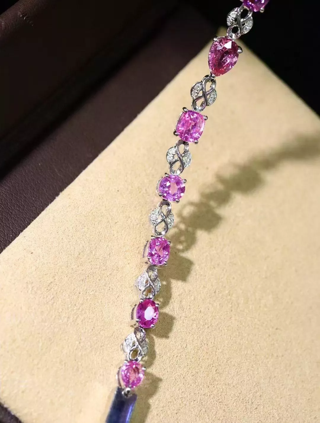 無燒帕帕拉恰手鍊 7.16克拉