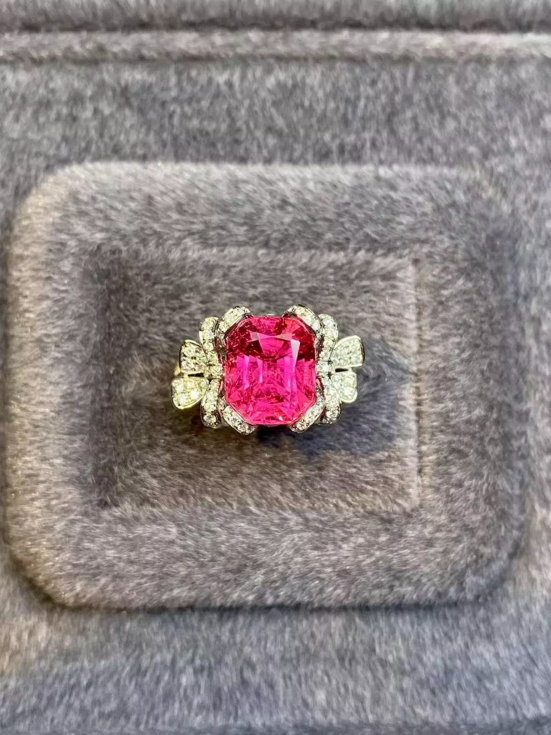 盧比來碧璽戒指  4.71克拉