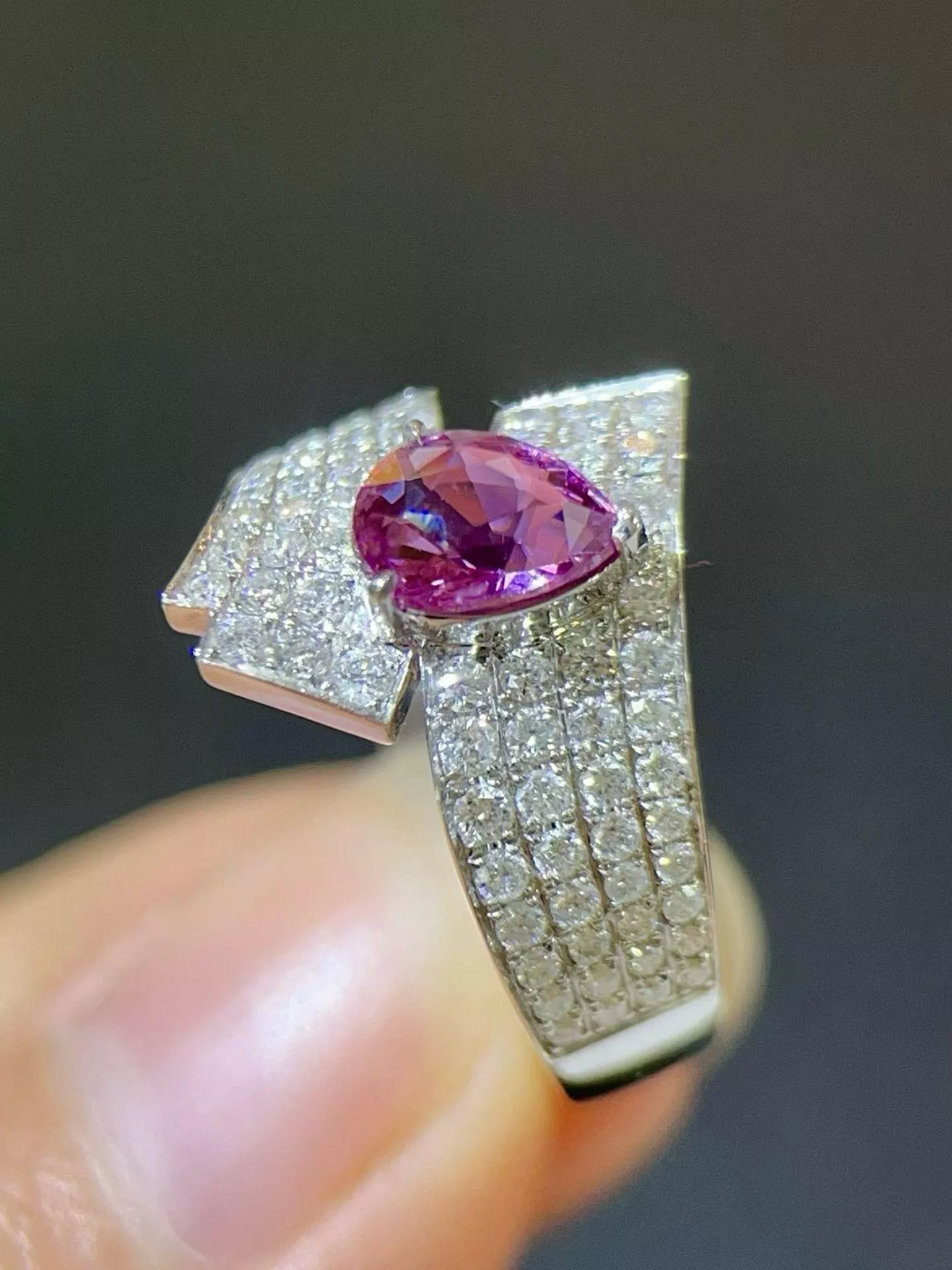 無燒帕帕拉恰戒指  1克拉 18k金配鑲 0.744克拉鑽石 台北門市 CG-654