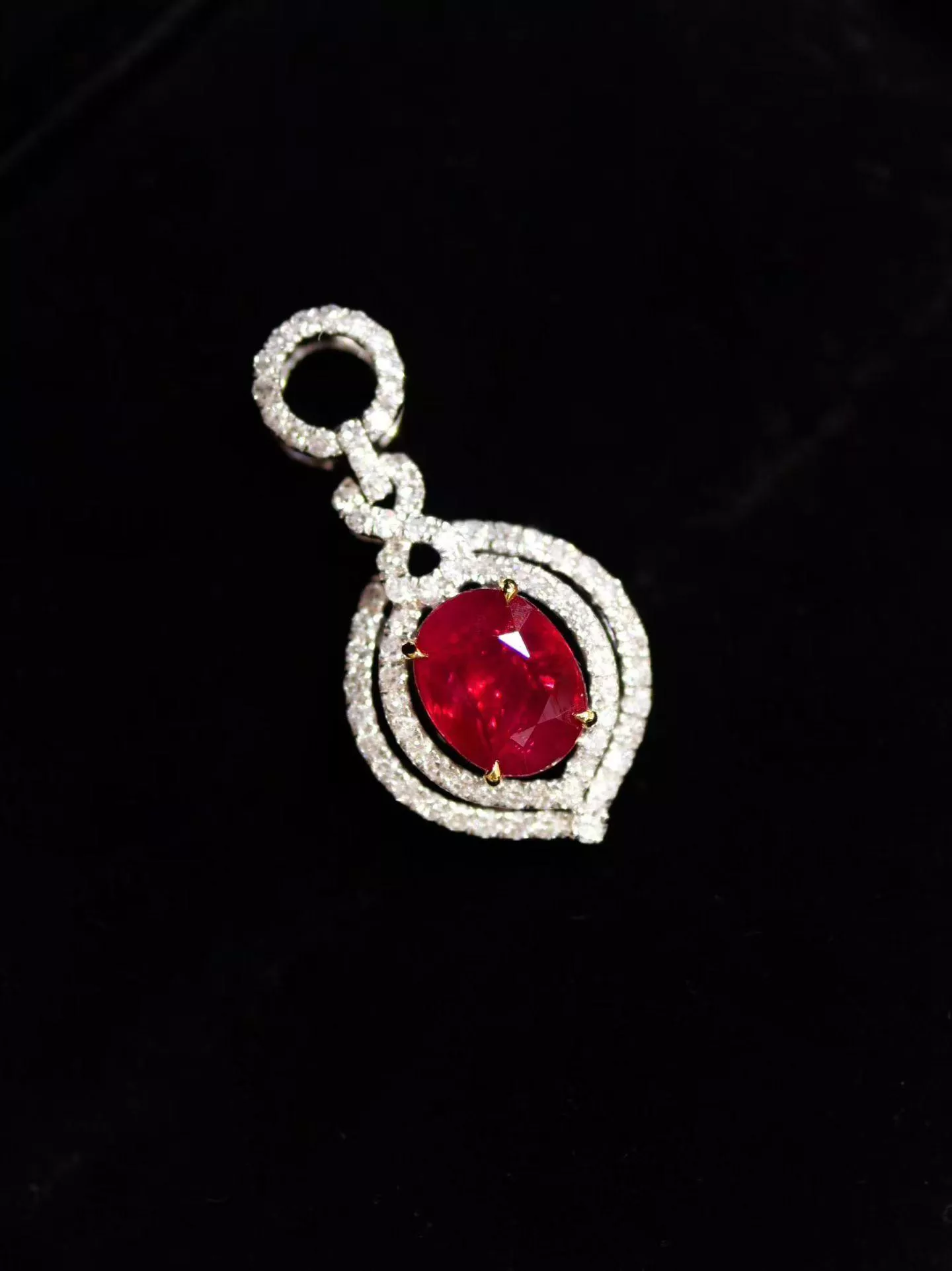 緬甸紅寶石吊墜  1.136克拉 18k金配鑲 0.289克拉鑽石 台北門市 CG-661