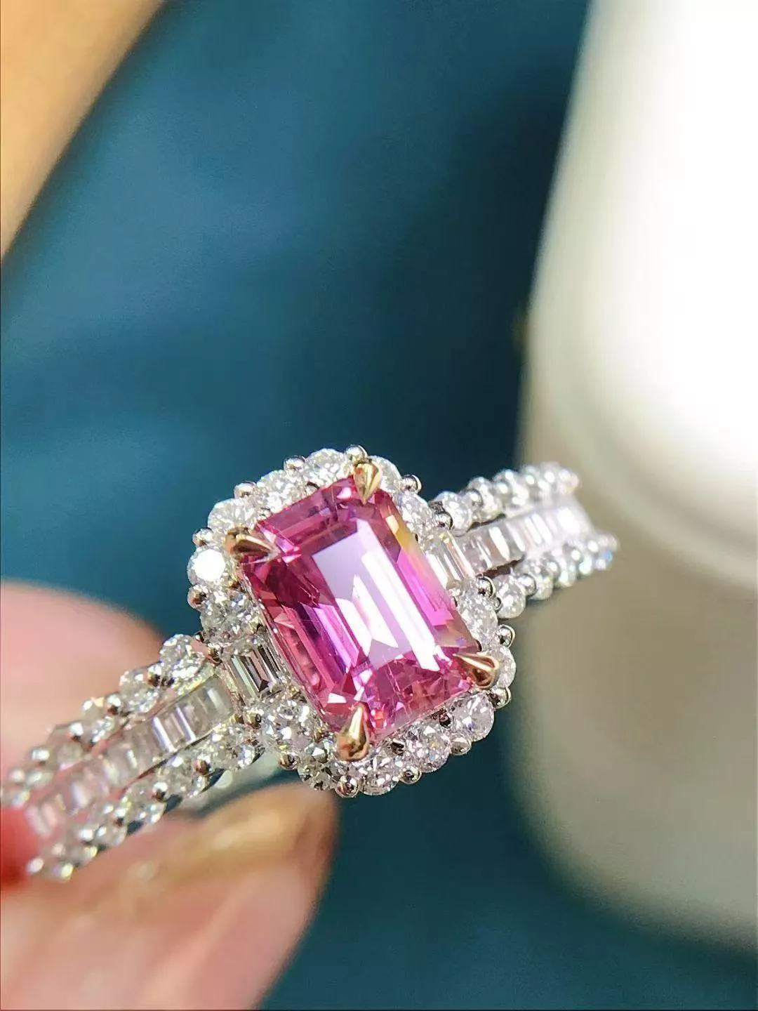 無燒帕帕拉恰戒指  1.02克拉 18k金配鑲 0.5克拉鑽石 台北門市 CG-662