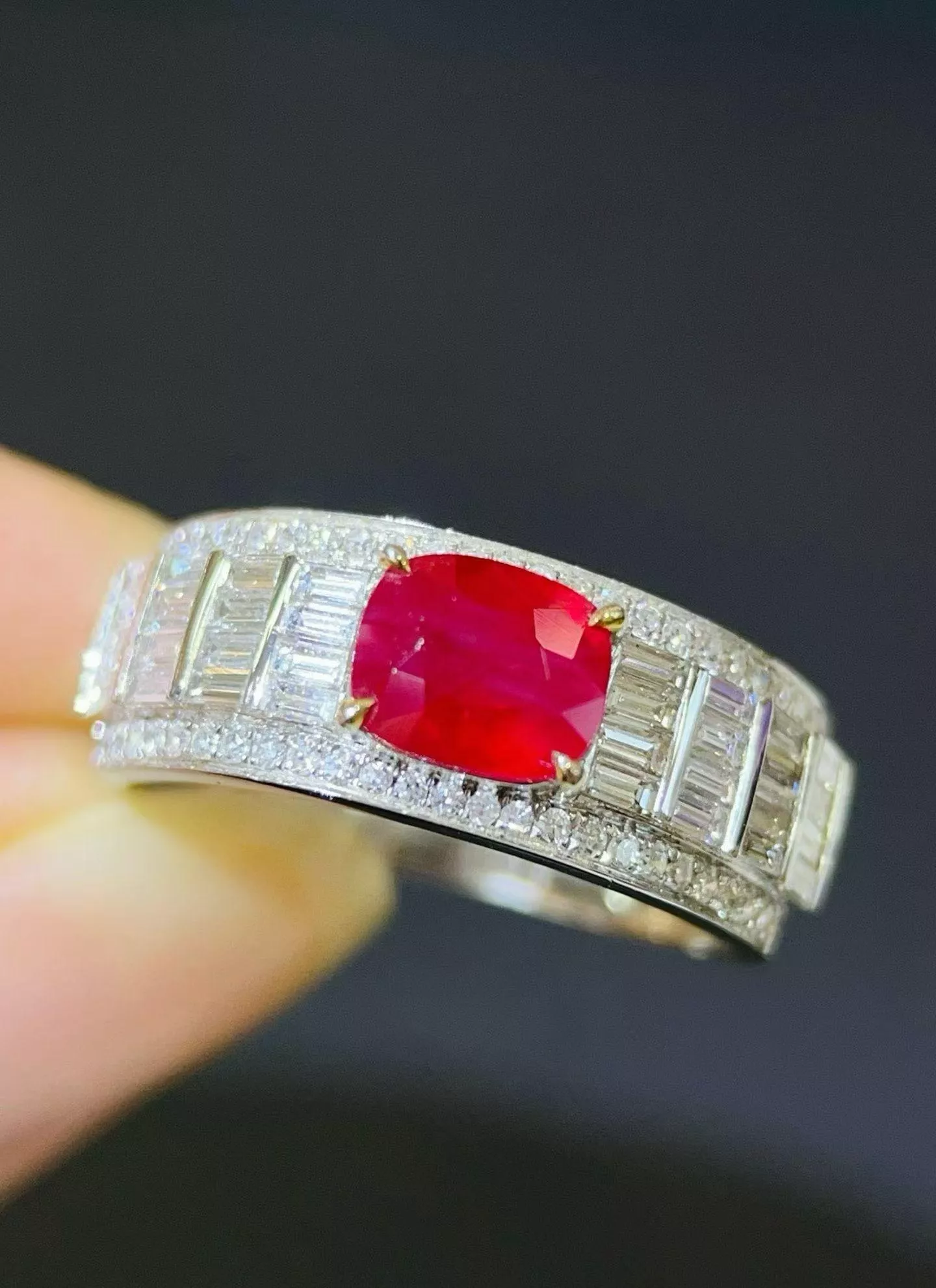 紅寶石戒指  1.14克拉 18k金配鑲 0.642克拉鑽石 台北門市 CG-673