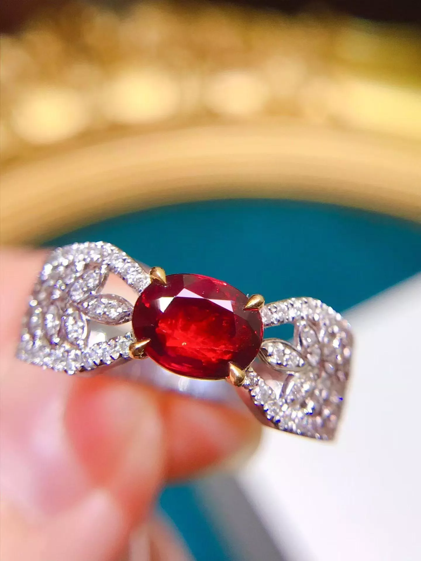 AIGS無燒紅寶石戒指  1克拉 18k金配鑲 0.42克拉鑽石 台北門市 CG-676