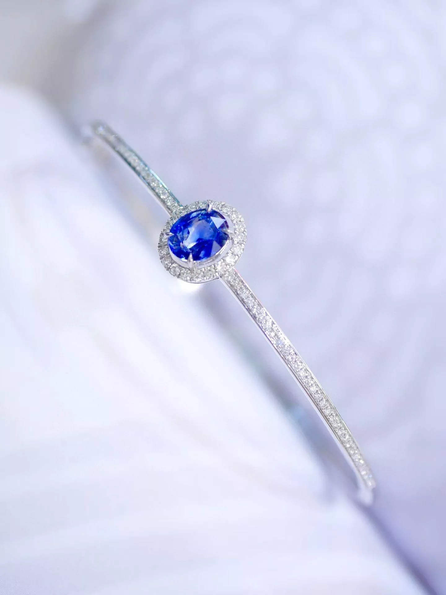 無燒藍寶石手鐲  1.19克拉 18k金配鑲 0.42克拉鑽石 台北門市 CG-677