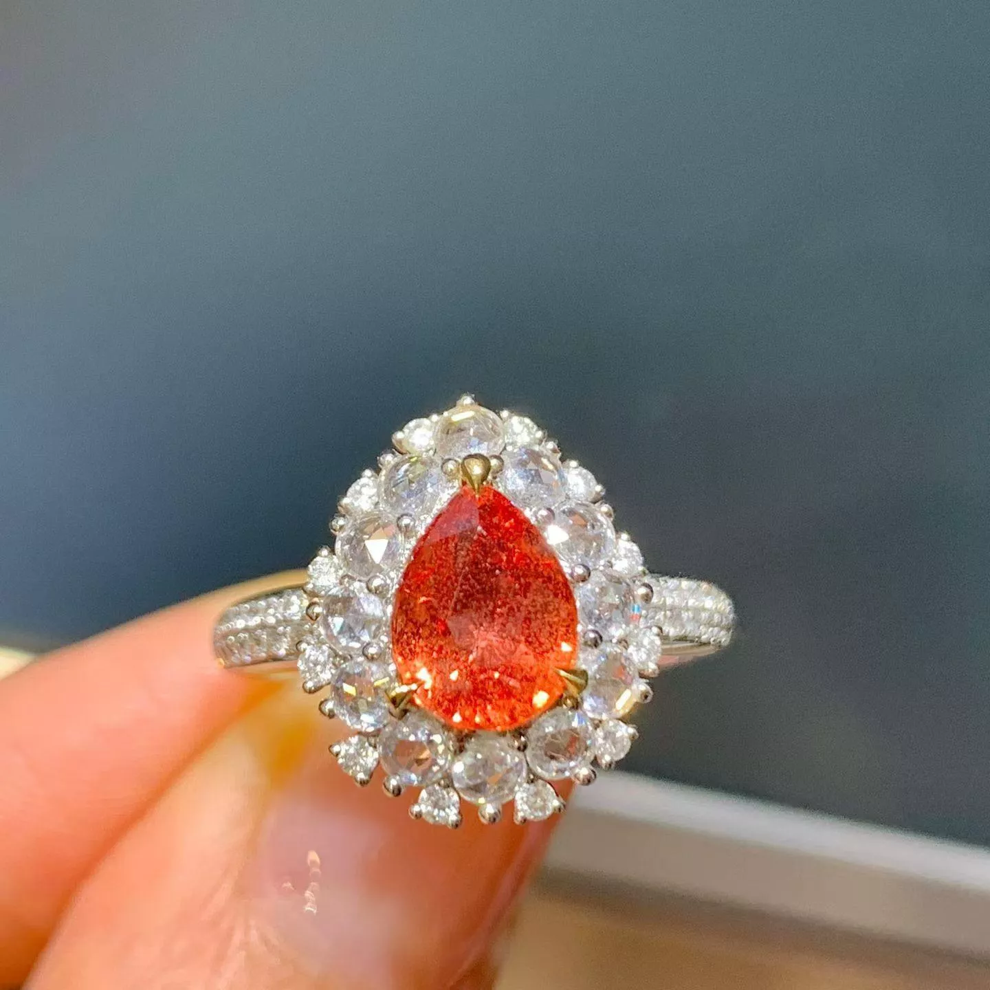 帕帕拉恰兩用款 1.98克拉 18k金配鑲 83.8分鑽石 台北門市 CG-700