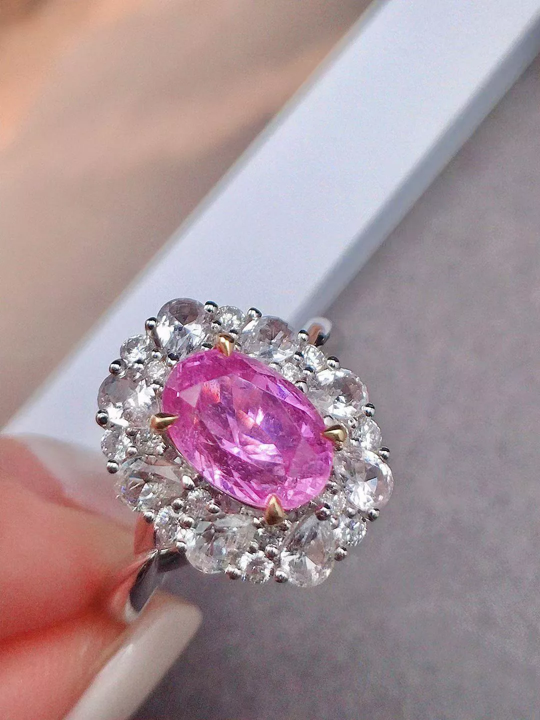 無燒帕帕拉恰寶石  2.07克拉 18k金配鑲 22.4分鑽石 台北門市 CG-702