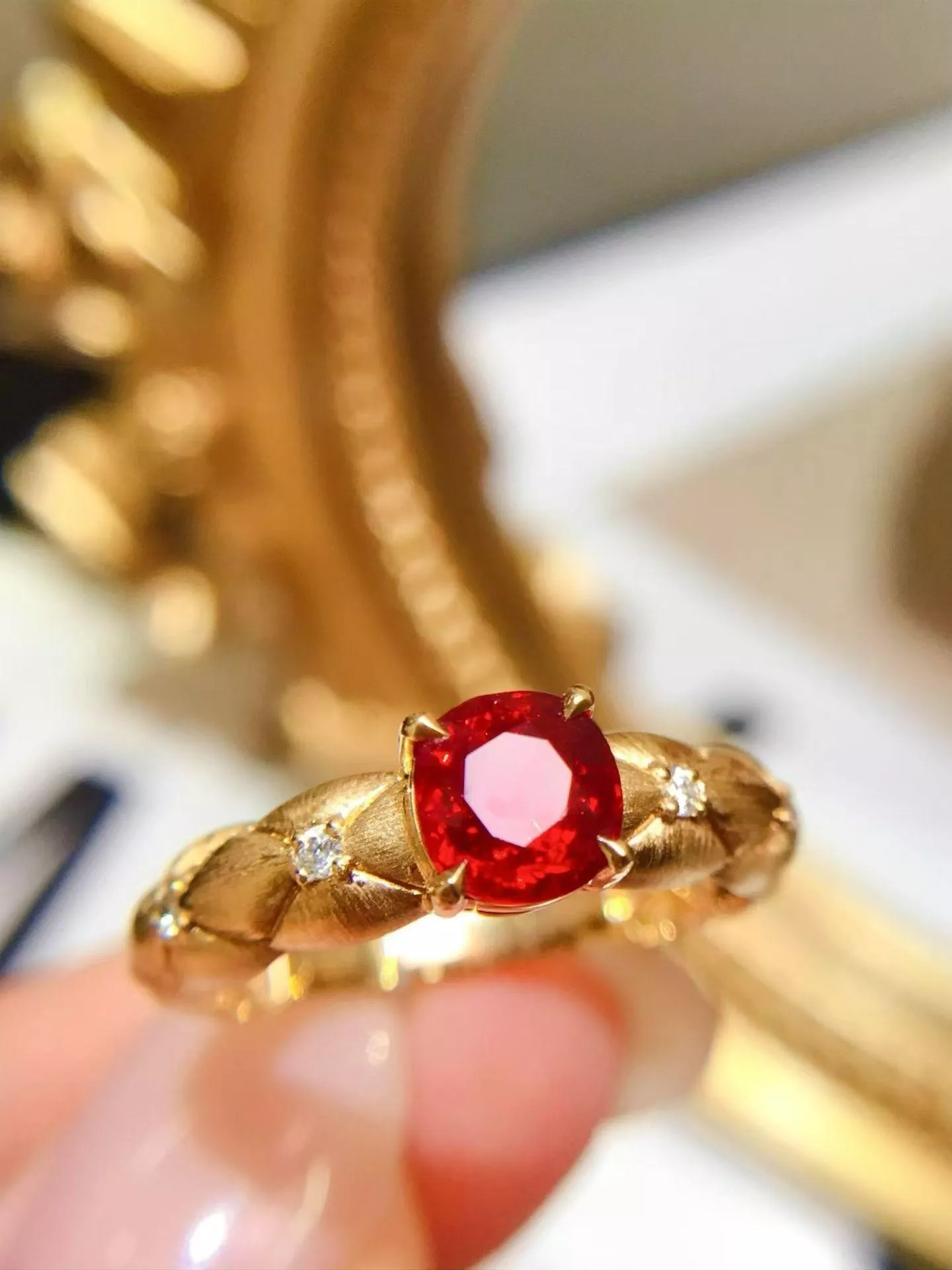 GUILD 吉爾德-無燒紅寶石戒指  1.02克拉 18k金配鑲 0.18克拉鑽石 台北門市 CG-714