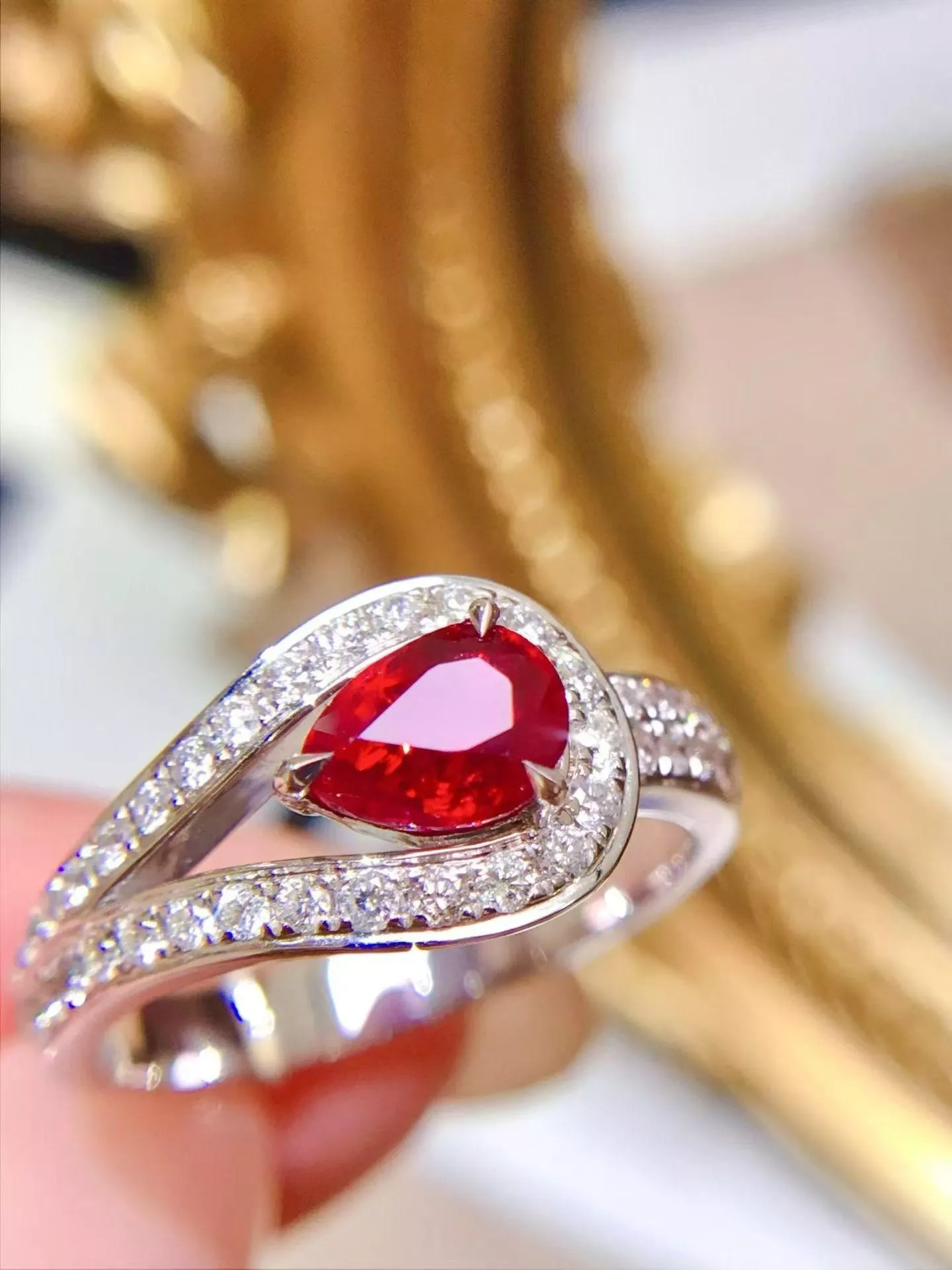 AIGS無燒紅寶石戒指  1.02克拉 18k金配鑲 0.47克拉鑽石 台北門市 CG-716