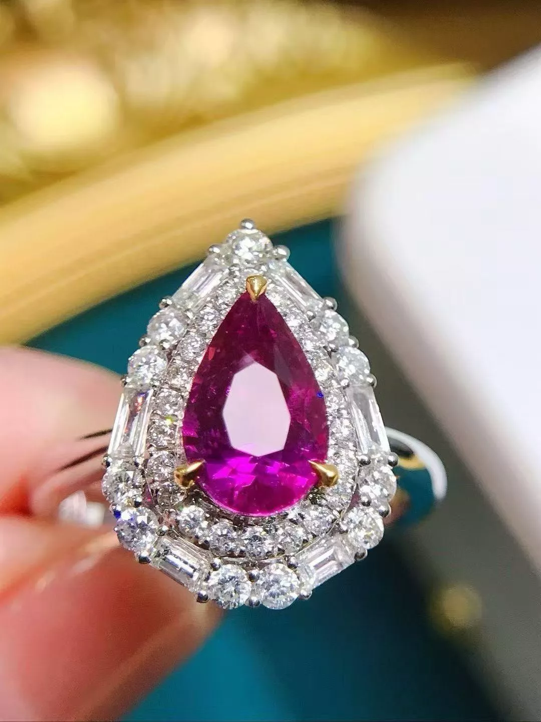 無燒藍寶石戒指  2.03克拉 18k金配鑲 0.72克拉鑽石 台北門市 CG-730