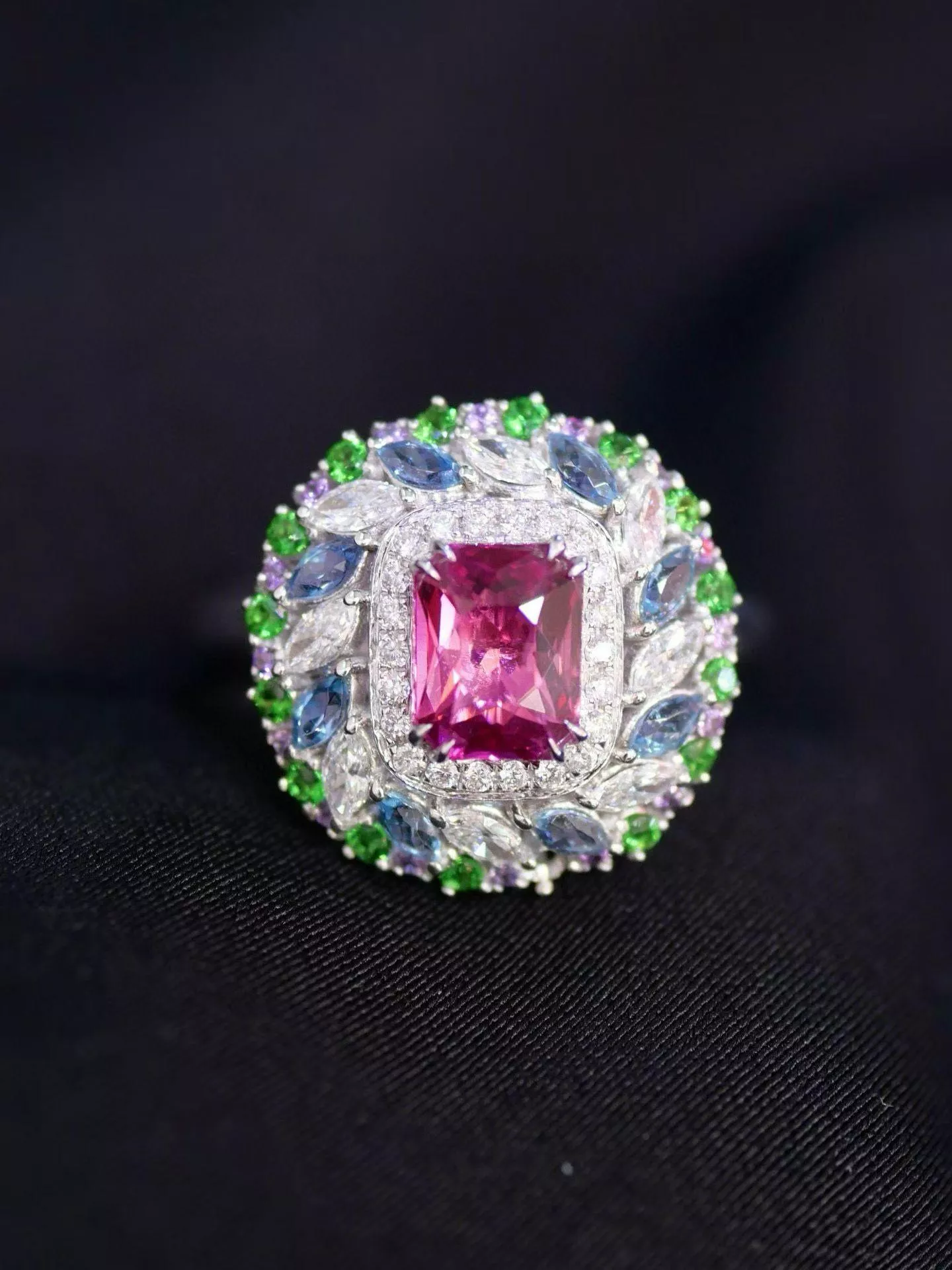 無燒粉藍寶戒指  1.01克拉 18k金配鑲 0.38克拉鑽石 台北門市 CG-768