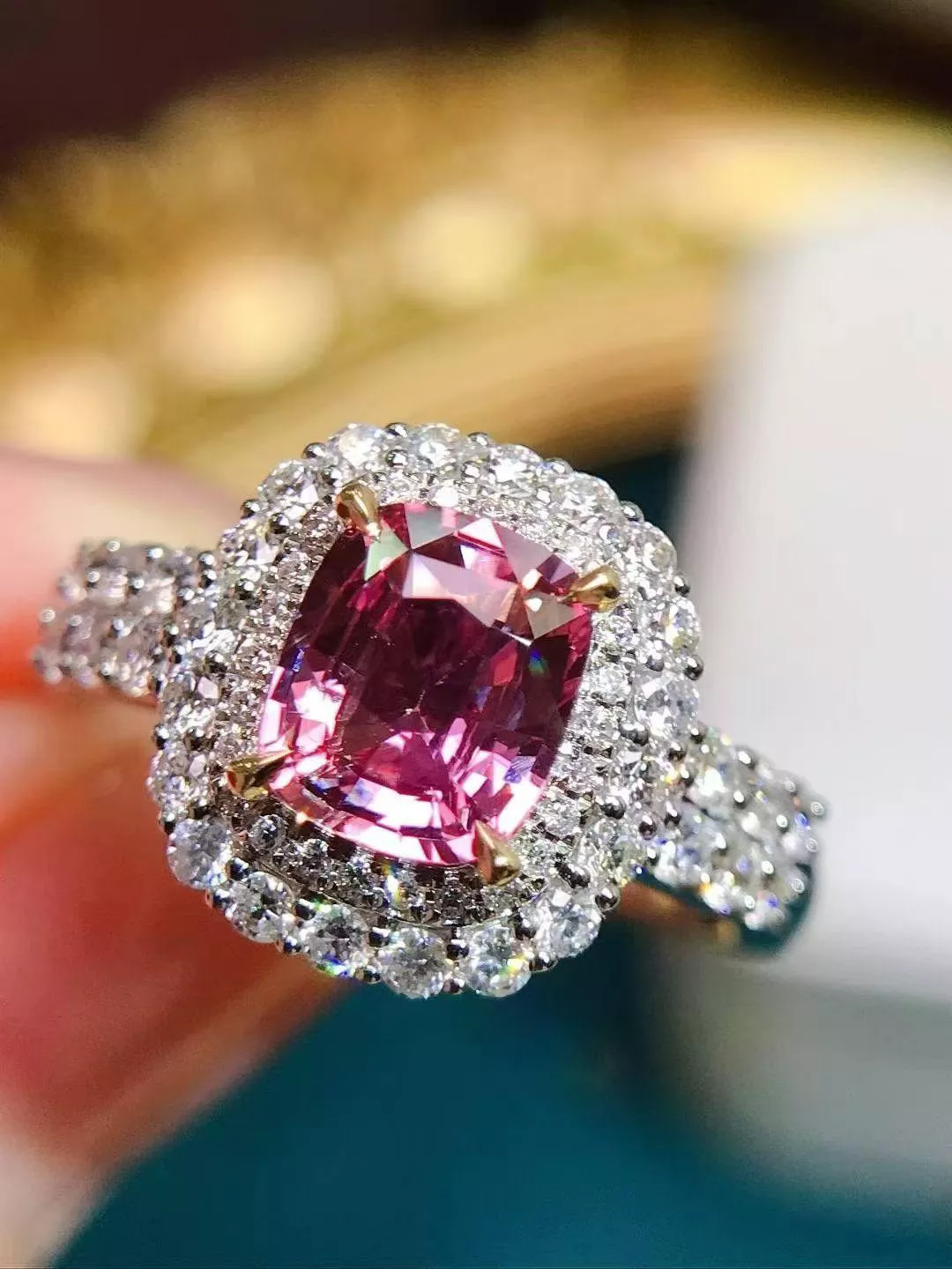 無燒帕帕拉恰戒指  1.29克拉 18k金配鑲 0.7克拉鑽石 台北門市 CG-769