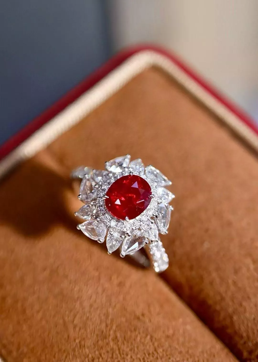 無燒紅寶石戒指  1克拉 18k金配鑲 0.879克拉鑽石 台北門市 CG-798