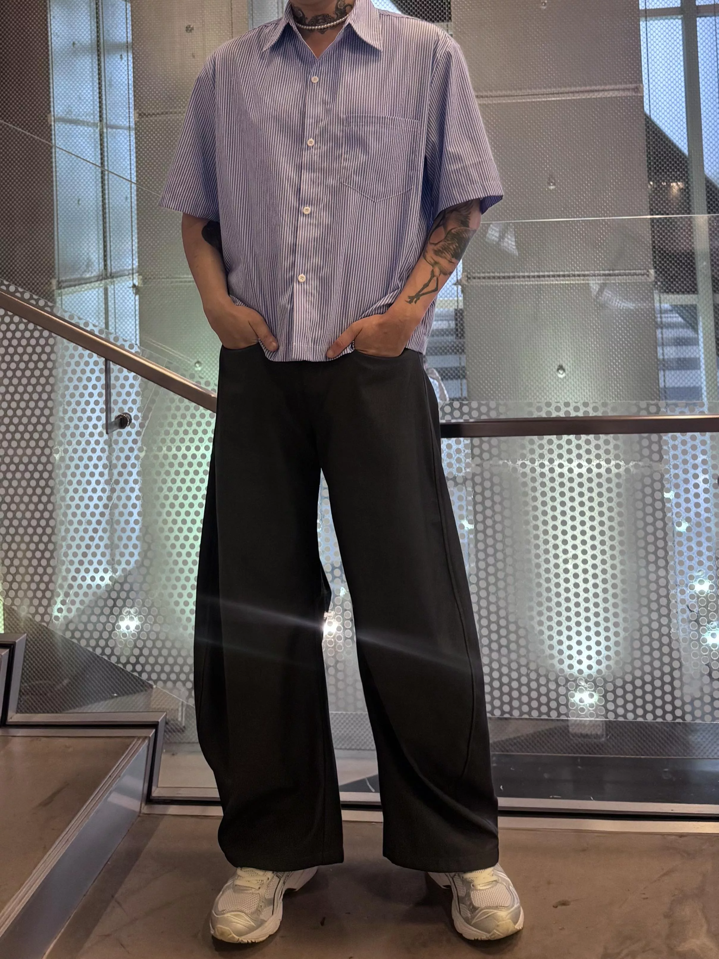 夏日短版條紋質感襯衫（藍）