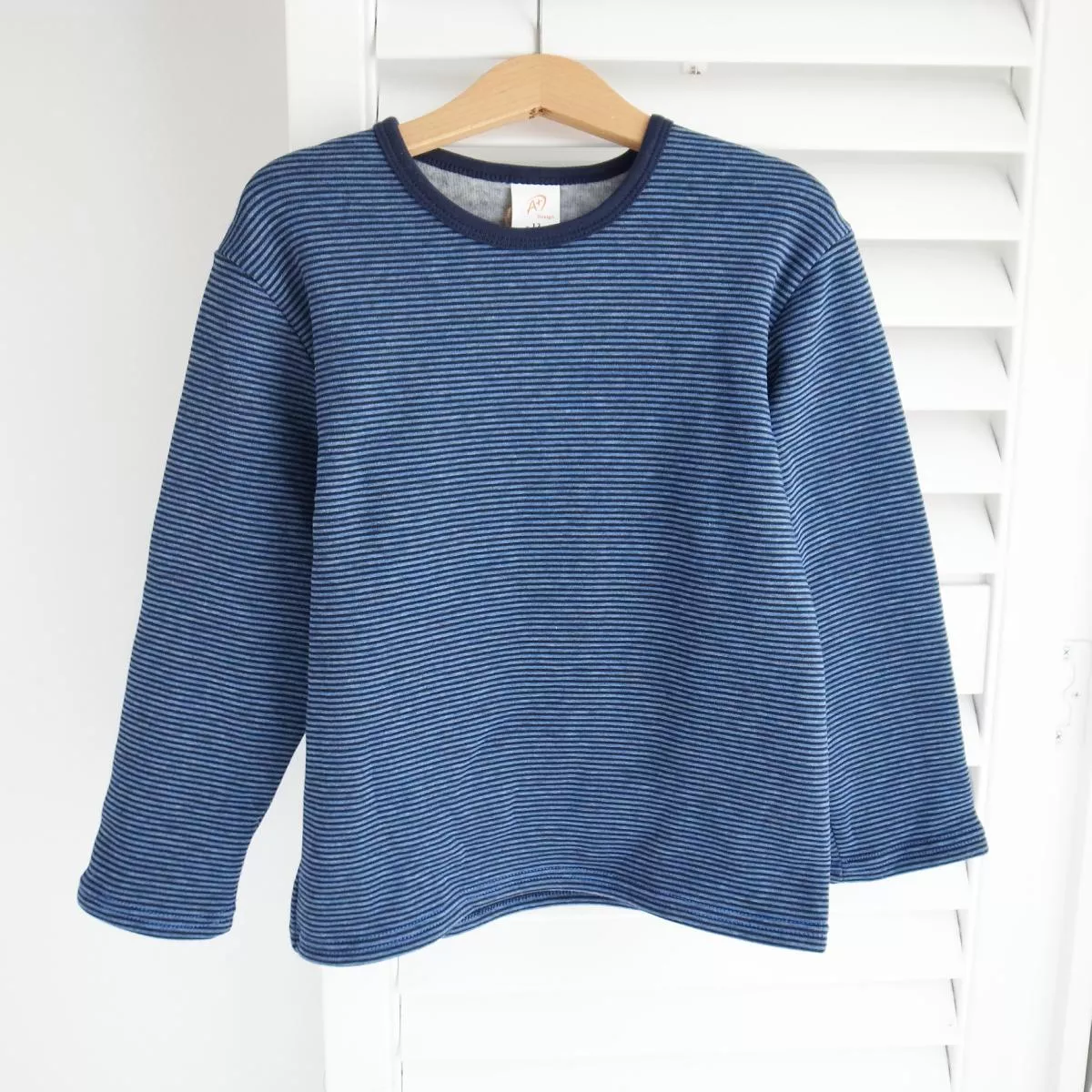 🇹🇼 輕量刷毛條紋上衣(藍)